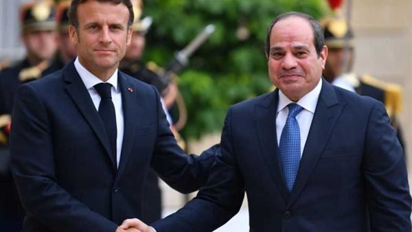 الرئيس السيسي ونظيره الفرنسي