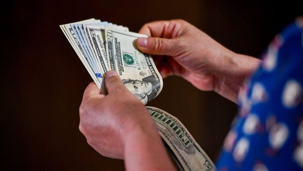 سعر الدولار اليوم 