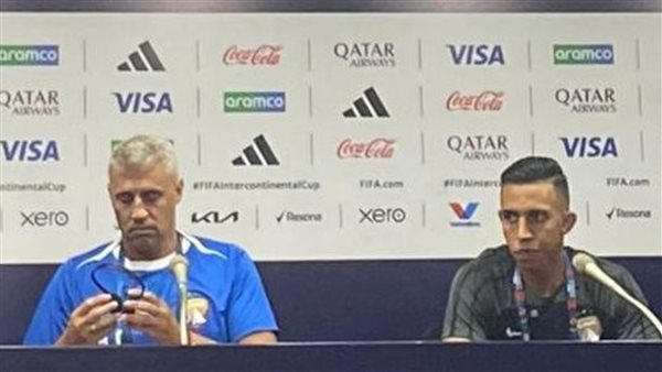 المؤتمر الصحفي الخاص بمباراة الأهلي والعين الإماراتي