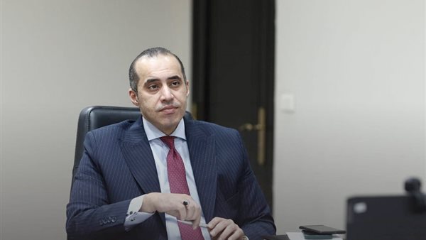  المستشار محمود فوزي، وزير الشؤون النيابية والقانونية
