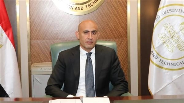محمد عبداللطيف وزير التربية والتعليم