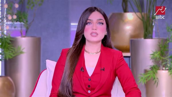 ياسمين عز 