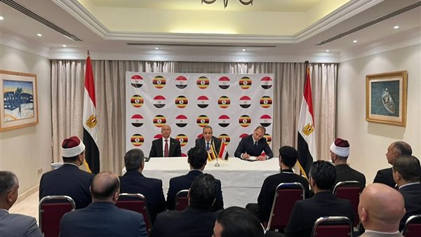 وزير الخارجية والهجرة يلتقي الجالية المصرية في أوغندا