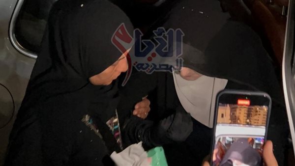 شمس البارودي بعزاء حسن يوسف