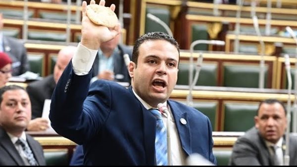 النائب عبد المنعم إمام