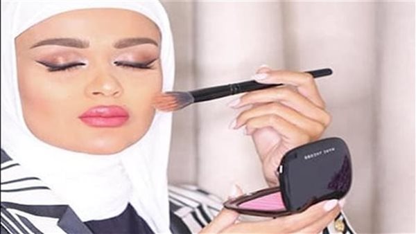 هل يجوز الوضوء بالمكياج