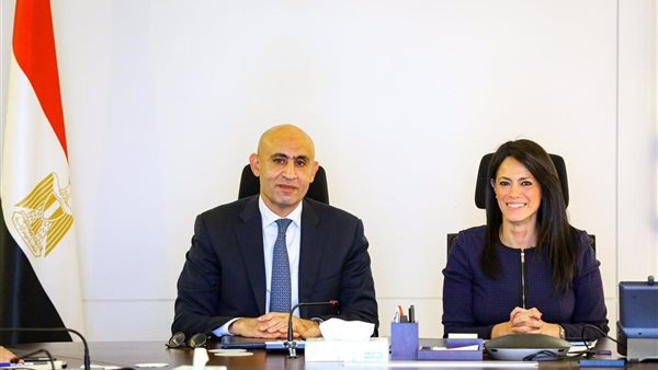 وزيرا التعليم والتخطيط يناقشان إنشاء فصول جديدة
