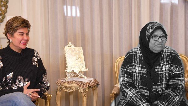 والدة مفيدة شيحة