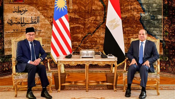 الرئيس السيسي يستقبل رئيس وزراء ماليزيا