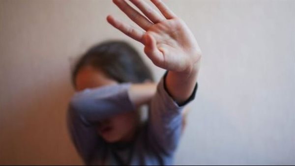 تحرش بطالبة في مدرسة ابتدائي بالنزهة