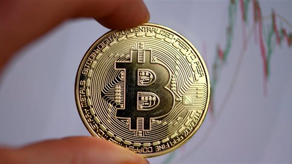 بيتكوين يقفز إلى 82 ألف دولار بسبب رسوم ترامب الجمركية