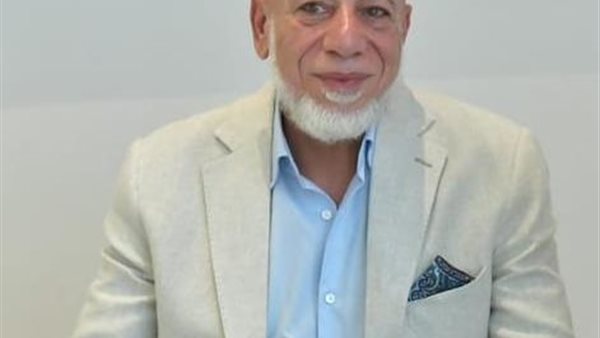 إبراهيم إمبابي رئيس شعبة الدخان