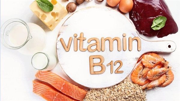 كيف تعرف أن جسمك يعاني من نقص فيتامين B12 دون اختبار؟