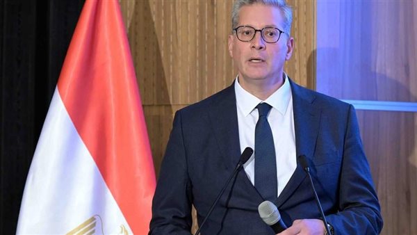 المهندس كريم بدوي وزير البترول والثروة المعدنية