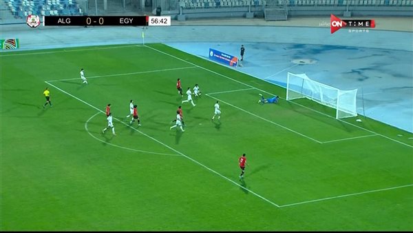 جانب من مباراة منتخب مصر والجزائر 