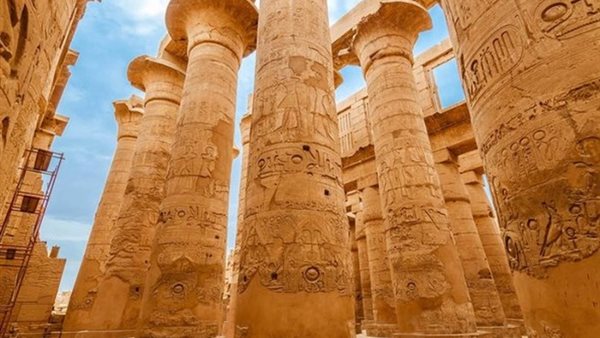 حريق معبد الكرنك بالأقصر .. هل تأثرت المنطقة الأثرية؟