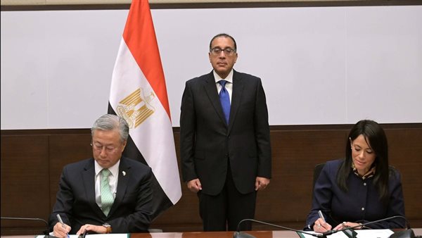 مدبولي يشهد توقيع الخطابات المتبادلة للمنحة الكورية 