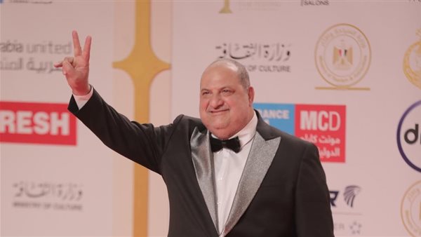 خالد الصاوي في حفل ختام مهرجان القاهرة السينمائي