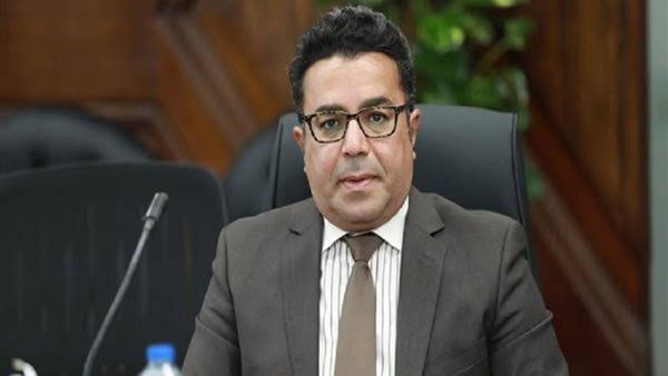 د. باسل عادل رئيس حزب الوعي