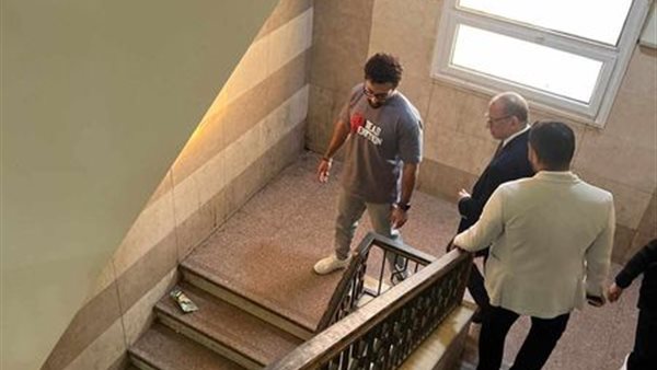 الإعلامي إبراهيم فايق خلال التحقيقات 