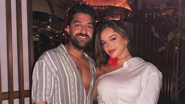 نور إيهاب وخطيبها السابق