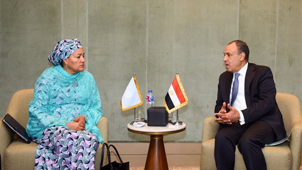 وزير الخارجية يلتقي نائبة السكرتير العام للأمم المتحدة 