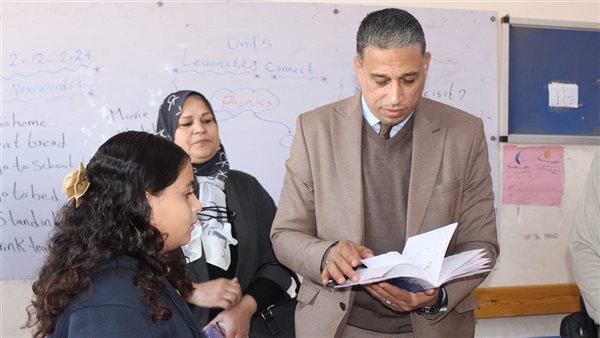 جولة مدير تعليم الجيزة بمدارس المحافظة 