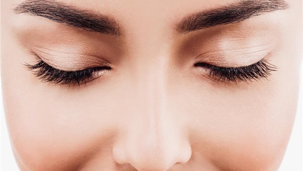 علاج تساقط شعر الحواجب بالاعشاب