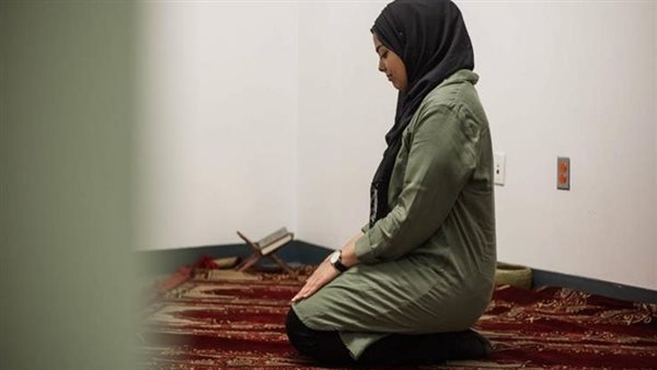 كيفية الصلاة الصحيحة من التكبير إلى التسليم للنساء