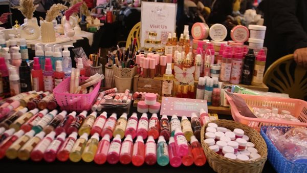 مشروع منتجات العناية بمكونات طبيعية 100%