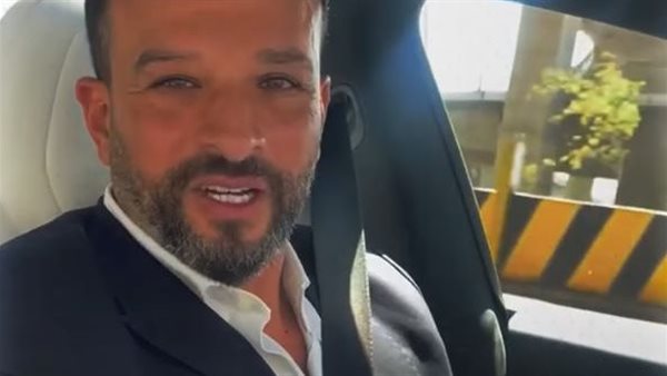 أيمن عباس