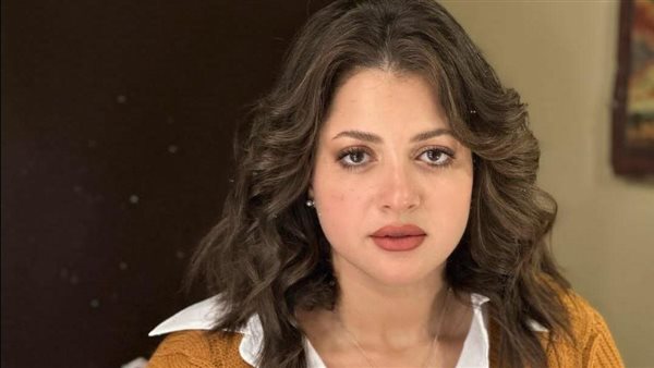 فيديو منى فاروق لاعب الكرة