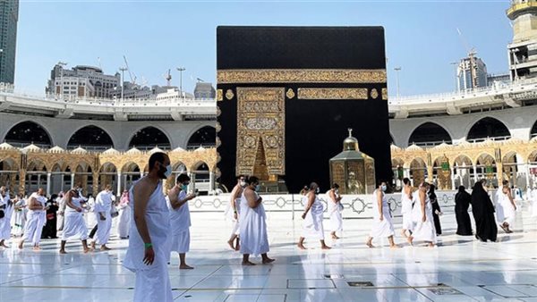 تفسير حلم تأدية العمرة مع شخص متوفى في المنام