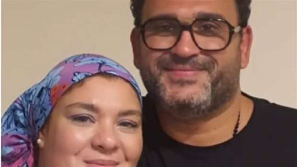 أكرم حسني
