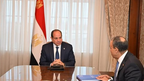 الرئيس السيسي يناقش التقرير التنفيذي الثالث للاستراتيجية 