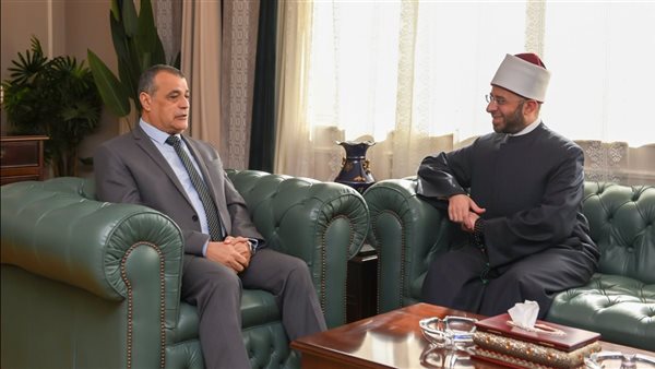وزيرا الدولة للإنتاج الحربي والأوقاف