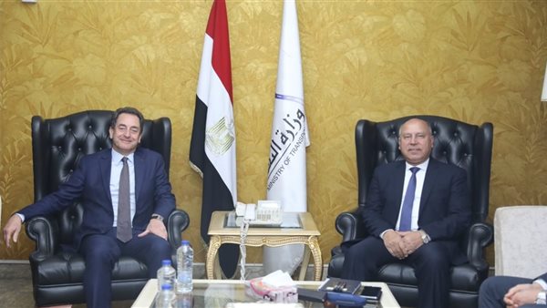 الفريق كامل الوزير نائب رئيس الوزراء، ووزير الصناعة والنقل