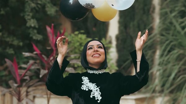شقيقة محمد صلاح تحتفل بعيد ميلادها 
