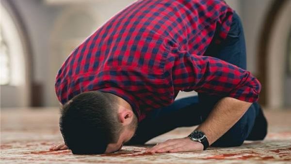 حكم الدعاء في السجود