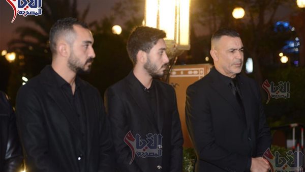 عزاء والدة عصام الحضري في الشيخ زايد