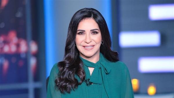 الإعلامية إنجي أنور