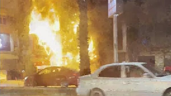 حريق هائل بمطعم في فيصل 