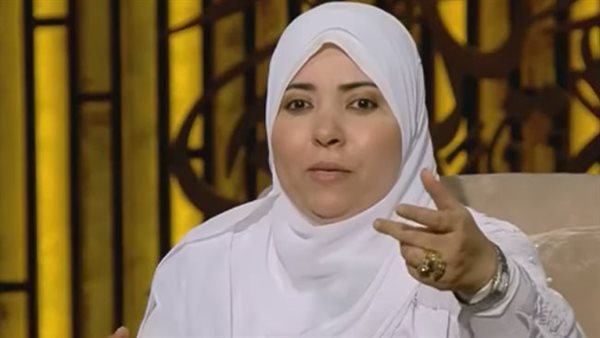 الدكتورة هبة عوف أستاذ التفسير بجامعة الأزهر الشريف
