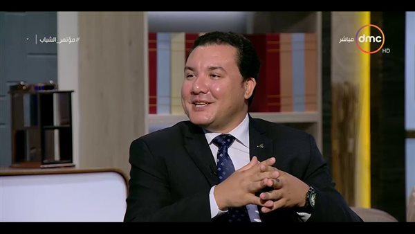أسباب انخفاض قيمة الجنيه المصري أمام الدولار