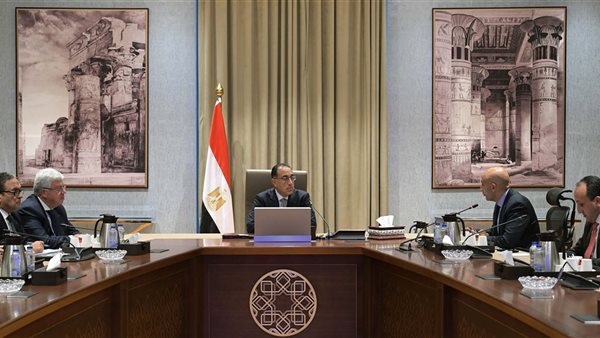 رئيس الوزراء يناقش استعدادات امتحانات الثانوية العامة 2025