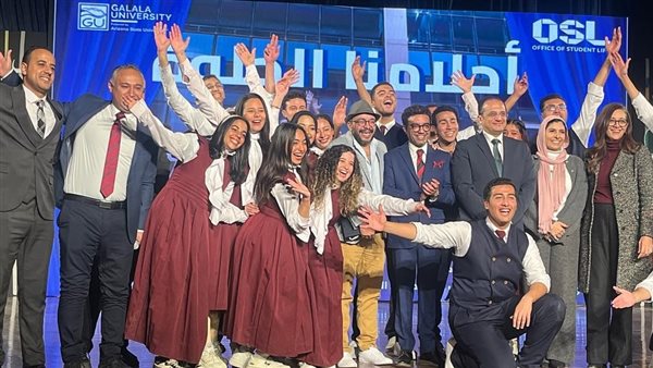 حسام داغر يحصل على درع جامعة الجلالة في استقبال باهر