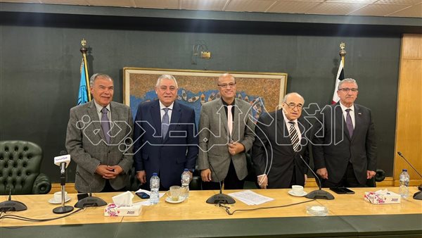 جلسة "سوريا ومستقبل المنطقة" بنقابة الصحفيين