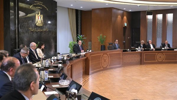 لقاء رئيس الوزراء مع المستثمرين