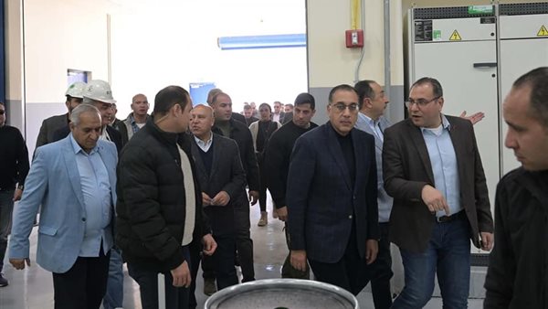 رئيس الوزراء في المحله الكبرى