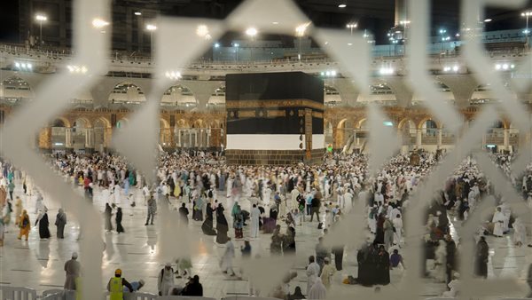 جدول أئمة المسجد الحرام